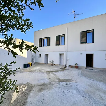 Casa Nella Valle Apartment *
