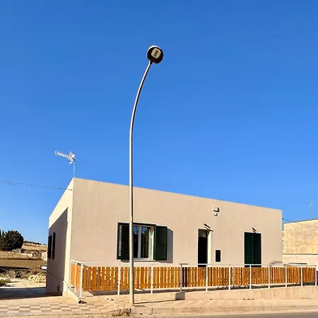 Casa Nella Valle Apartment *